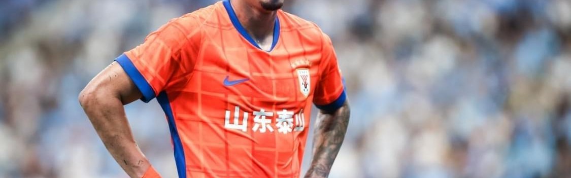 开云登录入口-克雷桑已经归队，泰山新外援中卫十天左右大概可以在训练场看见？