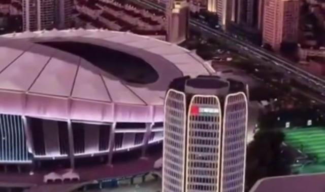 开云官方网站-上座人数继续增长？鲁媒晒中超16队主场，10队使用专业球场