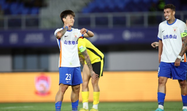 开云官方网站-鲁媒：德转更新泰山球员号码，谢文能改穿7号、彭啸改穿3号