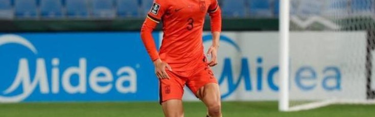 开云官方网站-中超转会新消息：泰山、蓉城各添1名猛将，申花队放弃2000万国脚