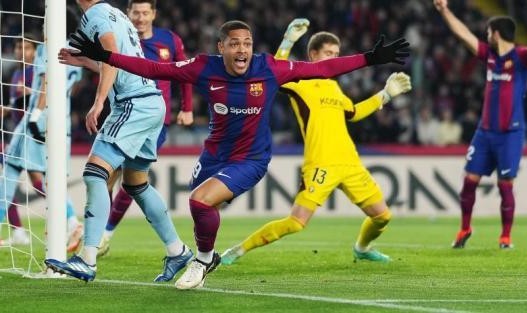 开云官方网站-哈维辞职解脱效应凸显？在哪呢